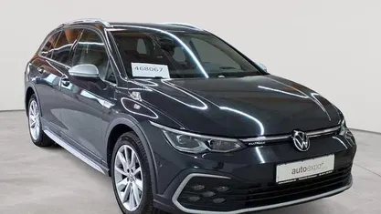 Usata VW Golf Alltrack 200 CV (147 kW) 2022 Grigio Station wagon