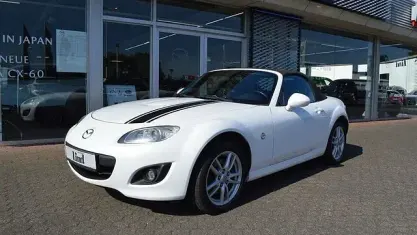 Gebraucht Mazda MX5 126 PS (92 kW) 2012 Weiß Cabrio