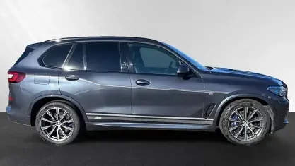 Gebraucht BMW X5 M Sport 394 PS (289 kW) 2021 Arktikgrau brillanteffekt metallic SUV