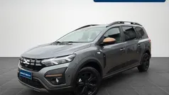 Gebraucht 2025 Dacia Jogger Extreme Van / Kleinbus | 25.980 € (Fairer Preis)
