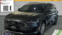 Magnetic grey metallic Neu 2025 Ford Focus Titanium Limousine | 32.390 € (Fairer Preis)