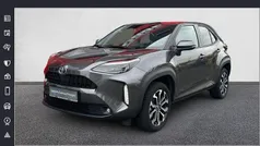 Marlingrau metallic Gebraucht 2023 Toyota Yaris Cross Team SUV | 21.690 € (Guter Preis)