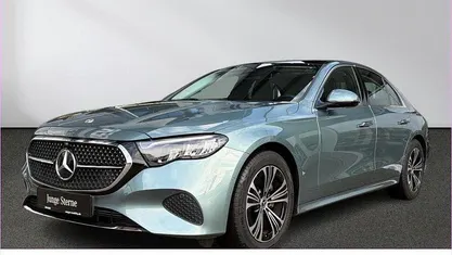 Gebraucht Mercedes E200 Avantgarde 204 PS (150 kW) 2024 Lack verdesilber metalli Limousine
