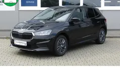 Blau Gebraucht 2023 Skoda Fabia Selection Limousine | 18.330 € (Fairer Preis)
