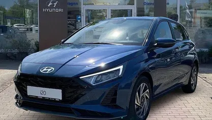 Gebraucht Hyundai i20 Trend 101 PS (74 kW) 2025 Kleinwagen