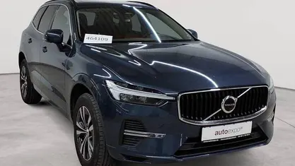 Denim blue metallic Gebraucht 2021 Volvo XC60 Momentum SUV | 28.990 € (Superpreis)