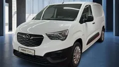 Weiß (jade weiss (weiß)) Gebraucht 2021 Opel Combo Selection Van / Kleinbus | 16.370 € (Fairer Preis)