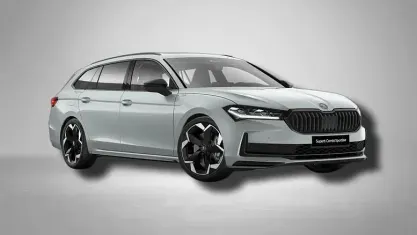Gebraucht Skoda Superb SportLine 265 PS (194 kW) 2026 Aluminiumsilber metalilc Kombi