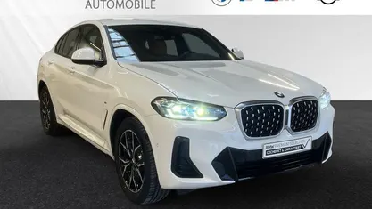 Alpinweiss Gebraucht 2024 BMW X4 Efficient Dynamics SUV | 53.667 € (Guter Preis)
