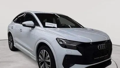 Second-hand Audi Q4 Sportback e-tron Sport 219 kW (299 CP) 2023 Alb SUV