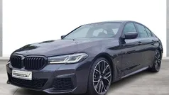 Grau Gebraucht 2022 BMW M550 Performance Limousine | 56.970 € (Fairer Preis)