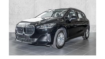 Neu BMW 218 Active Tourer Sport Line 150 PS (110 kW) 2026 Schwarz Van / Kleinbus