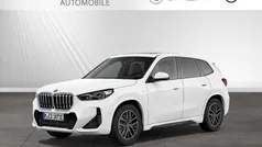 Alpinweiss Gebraucht 2023 BMW iX1 M Sport SUV | 39.690 € (Fairer Preis)