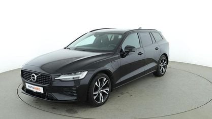 Gebraucht Volvo V60 R-Design 88 PS (64 kW) 2020 Schwarz Kombi