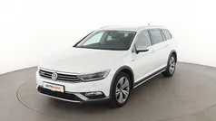 Weiß Gebraucht 2016 VW Passat Alltrack Kombi | 19.270 € (Fairer Preis)