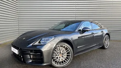 Gebraucht 2025 Porsche Panamera 4 Limousine | 173.467 €