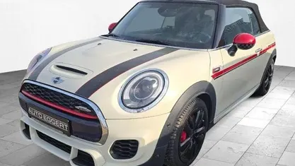Gebraucht Mini John Cooper Works 231 PS (169 kW) 2017 Weiss Kleinwagen