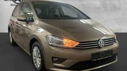 Occasion VW Golf Sportsvan Comfortline 110 PK (80 kW) 2014 Goud MPV