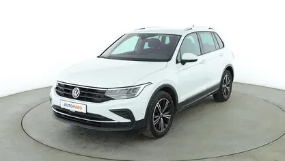 Gebraucht VW Tiguan United 150 PS (110 kW) 2021 Weiß SUV