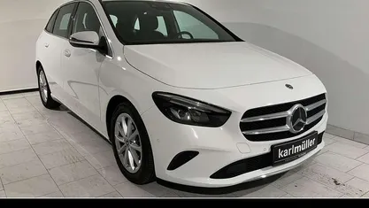 Weiß Gebraucht 2022 Mercedes B200 Progressive Van / Kleinbus | 28.350 € (Fairer Preis)