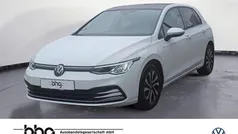 Weiß Gebraucht 2022 VW Golf VIII Active Limousine | 20.290 € (Fairer Preis)