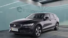 Schwarz Gebraucht 2023 Volvo V60 CC Kombi | 39.040 € (Fairer Preis)