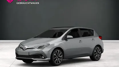 Gebraucht Toyota Auris Design 116 PS (85 kW) 2015 Silber Limousine
