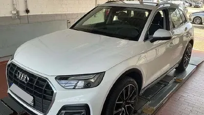 Gebraucht Audi Q5 Ambiente 163 PS (119 kW) 2022 SUV