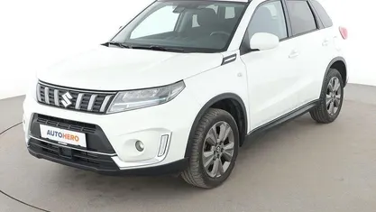 Gebraucht Suzuki Vitara Club 129 PS (94 kW) 2021 Weiß SUV