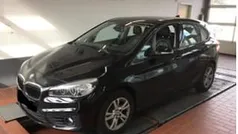 Schwarz Gebraucht 2017 BMW 218 Active Tourer Advantage Van / Kleinbus | 14.910 € (Fairer Preis)