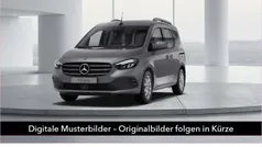Grau Gebraucht 2023 Mercedes 180 Style Limousine | 28.250 € (Fairer Preis)