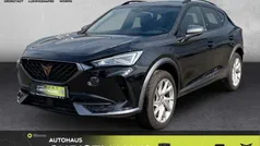 Mitternachtsschwarz Gebraucht 2024 Cupra Formentor Basis SUV | 30.890 € (Fairer Preis)
