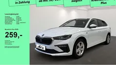 Moonweiss metallic Gebraucht 2024 Skoda Scala Drive Kleinwagen | 21.440 € (Fairer Preis)