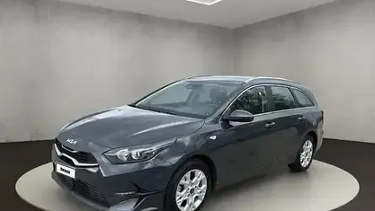 Gebraucht Kia Ceed Vision 140 PS (102 kW) 2025 Dark pent metal Kleinwagen