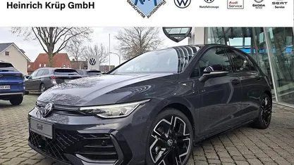 Gebraucht VW Golf VIII R-line 150 PS (110 kW) 2026 Limousine