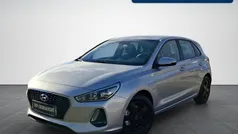 Othercolor Gebraucht 2017 Hyundai i30 Intro Edition Limousine | 10.980 € (Fairer Preis)