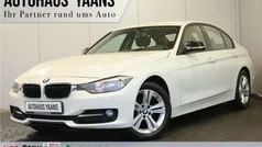 Alpinweiss 3 Gebraucht 2013 BMW 318 Sport Line Limousine | 13.389 € (Etwas zu teuer)