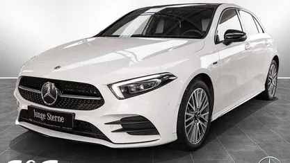 Gebraucht 2020 Mercedes A250 AMG Limousine | 24.477 € (Fairer Preis)