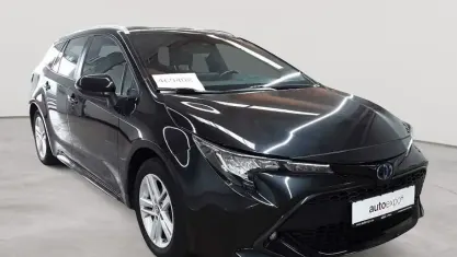 Gebraucht Toyota Corolla Business Edition 122 PS (89 kW) 2020 Mysticschwarz mica Kombi
