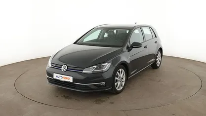 Gebraucht VW Golf VII Highline 131 PS (96 kW) 2019 Limousine