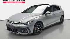 Grau Gebraucht 2024 VW Golf VIII GTI Limousine | 39.890 € (Superpreis)
