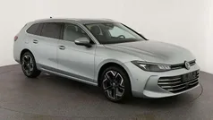 Oyster silver metallic Gebraucht 2024 VW Passat Business Kombi | 31.595 € (Superpreis)