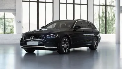 Second-hand Mercedes E300 Avantgarde 194 CP (142 kW) 2022 Negru Break