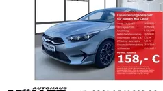 Lunarsilber metallic Neu 2024 Kia Ceed 2 Limousine | 24.889 € (Fairer Preis)