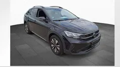Deep black perleffekt Gebraucht 2024 VW Taigo Move SUV | 22.940 € (Fairer Preis)