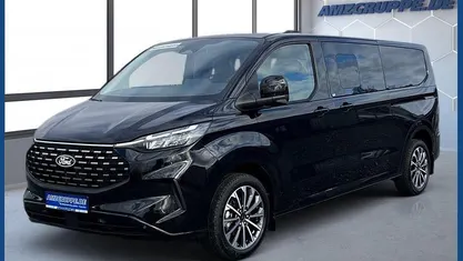 Gebraucht Ford Tourneo Titanium X 170 PS (125 kW) 2026 Van / Kleinbus