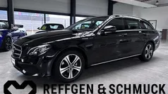 Obsidianschwarz (metallic) Gebraucht 2019 Mercedes E200 Avantgarde Kombi | 24.949 € (Fairer Preis)