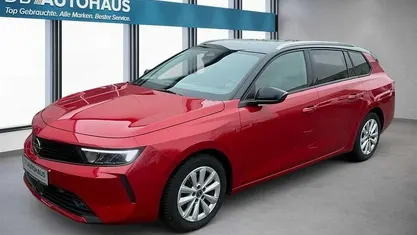 Gebraucht Opel Astra Business Elegance 131 PS (96 kW) 2024 Rot Kombi