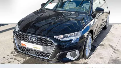 Brillantschwarz Gebraucht 2022 Audi A3 Advanced Limousine | 24.880 € (Fairer Preis)