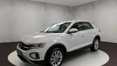 Pure white Gebraucht 2025 VW T-Roc Style SUV | 29.600 € (Fairer Preis)
